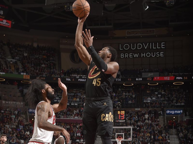 CLEVELAND, OH - November 15: Donovan Mitchell #45 of the Cleveland Cavaliers drives to the basket during the game against the Chicago Bulls during the Emirates NBA Cup game on November 15, 2024 at Rocket Mortgage FieldHouse in Cleveland, Ohio. NOTE TO USER: User expressly acknowledges and agrees that, by downloading and/or using this Photograph, user is consenting to the terms and conditions of the Getty Images License Agreement. Mandatory Copyright Notice: Copyright 2024 NBAE (Photo by David Liam Kyle/NBAE via Getty Images)