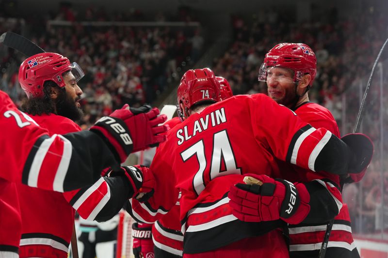 Kraken's Raleigh Rumble: Seattle Battles Hurricanes in a Stormy Showdown