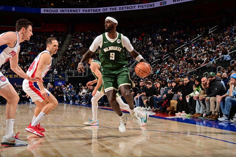 DETROIT, MI - JANUARY 22: Bobby Portis #9 of the Milwaukee Bucks dribbles the ball during the game against the Detroit Pistons on January 22, 2024 at Little Caesars Arena in Detroit, Michigan. NOTE TO USER: User expressly acknowledges and agrees that, by downloading and/or using this photograph, User is consenting to the terms and conditions of the Getty Images License Agreement. Mandatory Copyright Notice: Copyright 2024 NBAE (Photo by Chris Schwegler/NBAE via Getty Images)