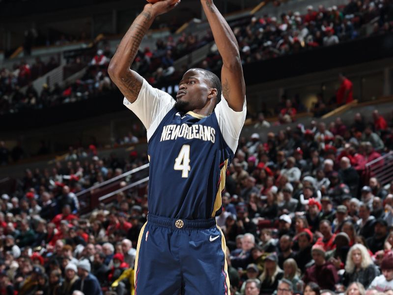 CHICAGO, IL - JANUARY 14: Javonte Green #4 of the New Orleans Pelicans three point basket during the game against the Chicago Bulls on January 14, 2025 at United Center in Chicago, Illinois. NOTE TO USER: User expressly acknowledges and agrees that, by downloading and or using this photograph, User is consenting to the terms and conditions of the Getty Images License Agreement. Mandatory Copyright Notice: Copyright 2025 NBAE (Photo by Jeff Haynes/NBAE via Getty Images)