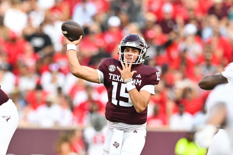 Can Texas A&M Aggies' Defense Outrun UTSA Roadrunners' Offense at Kyle Field?