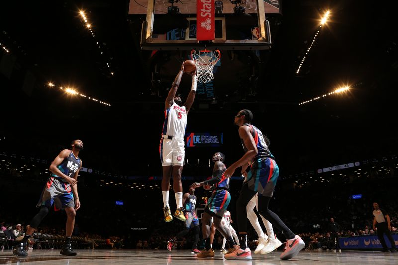 BROOKLYN, NY - APRIL 6: Chimezie Metu #5 of the Detroit Pistons dunks the ball during the game against the Brooklyn Nets on April 6, 2024 at Barclays Center in Brooklyn, New York. NOTE TO USER: User expressly acknowledges and agrees that, by downloading and or using this Photograph, user is consenting to the terms and conditions of the Getty Images License Agreement. Mandatory Copyright Notice: Copyright 2024 NBAE (Photo by Nathaniel S. Butler/NBAE via Getty Images)