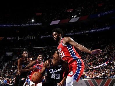 PHILADELPHIA, PA - DECEMBER 15: Jaden Ivey #23 of the Detroit Pistons drives to the basket during the game against the Philadelphia 76ers on December 15, 2023 at the Wells Fargo Center in Philadelphia, Pennsylvania NOTE TO USER: User expressly acknowledges and agrees that, by downloading and/or using this Photograph, user is consenting to the terms and conditions of the Getty Images License Agreement. Mandatory Copyright Notice: Copyright 2023 NBAE (Photo by David Dow/NBAE via Getty Images)