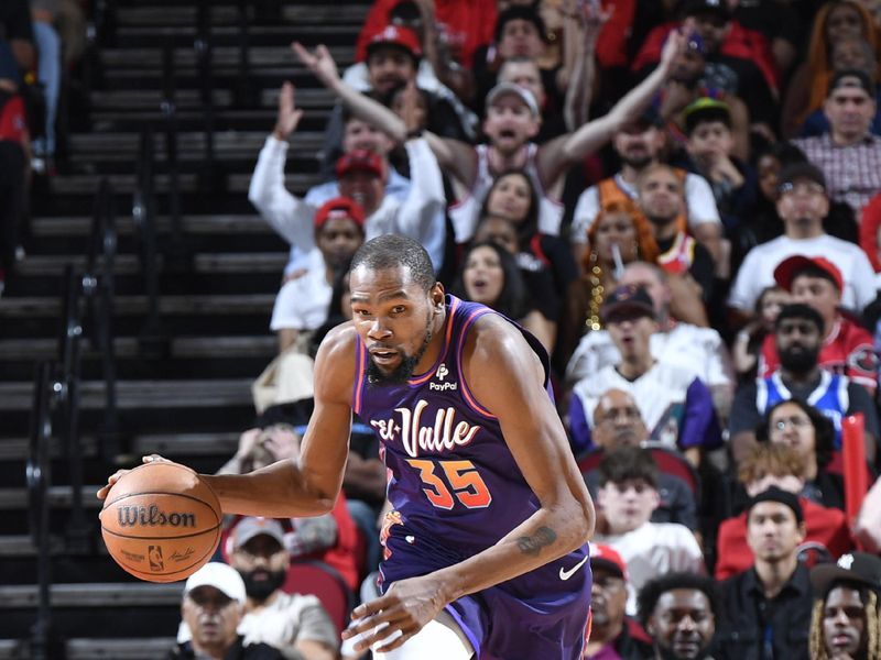 HOUSTON, TX - FEBRUARY 23:   Kevin Durant #35 of the Phoenix Suns handles the ball during the game against the Houston Rockets on February 23, 2024 at the Toyota Center in Houston, Texas. NOTE TO USER: User expressly acknowledges and agrees that, by downloading and or using this photograph, User is consenting to the terms and conditions of the Getty Images License Agreement. Mandatory Copyright Notice: Copyright 2024 NBAE (Photo by Logan Riely/NBAE via Getty Images)