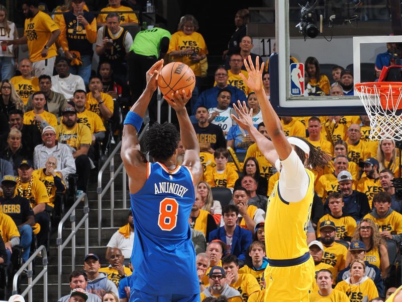 INDIANAPOLIS, IN - MAY 27:  OG Anunoby #8 of the New York Knicks shoots the ball during the game against the Indiana Pacers during Game Four of the Eastern Conference Finals on May 27, 2025 at Gainbridge Fieldhouse in Indianapolis, Indiana. NOTE TO USER: User expressly acknowledges and agrees that, by downloading and or using this Photograph, user is consenting to the terms and conditions of the Getty Images License Agreement. Mandatory Copyright Notice: Copyright 2025 NBAE (Photo by Ron Hoskins/NBAE via Getty Images)