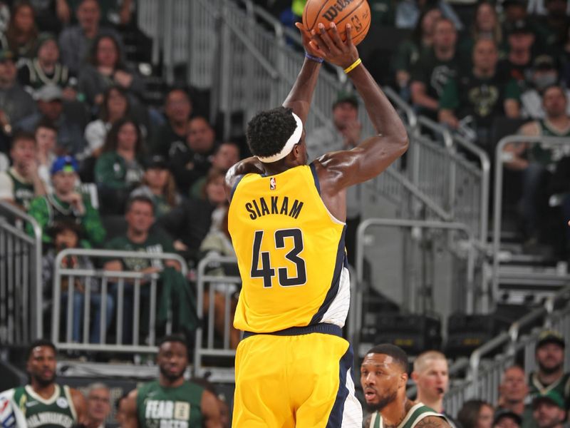 MILWAUKEE, WI - APRIL 21: Pascal Siakam #43 of the Indiana Pacers shoots the ball during the game against the Milwaukee Bucks during Round 1 Game 1 of the 2024 NBA Playoffs on April 21, 2024 at the Fiserv Forum Center in Milwaukee, Wisconsin. NOTE TO USER: User expressly acknowledges and agrees that, by downloading and or using this Photograph, user is consenting to the terms and conditions of the Getty Images License Agreement. Mandatory Copyright Notice: Copyright 2024 NBAE (Photo by Gary Dineen/NBAE via Getty Images).