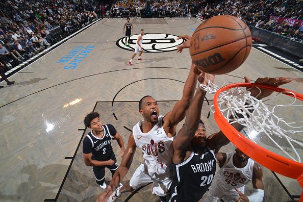 BROOKLYN, NY - OCTOBER 25: Evan Mobley #4 of the Cleveland Cavaliers grabs the rebound during the game against the Brooklyn Nets on October 25, 2023 at Barclays Center in Brooklyn, New York. NOTE TO USER: User expressly acknowledges and agrees that, by downloading and or using this Photograph, user is consenting to the terms and conditions of the Getty Images License Agreement. Mandatory Copyright Notice: Copyright 2023 NBAE (Photo by Jesse D. Garrabrant/NBAE via Getty Images)