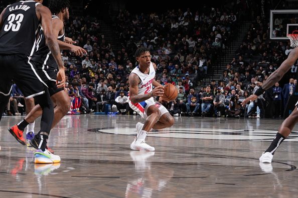 BROOKLYN, NY - DECEMBER 23: Marcus Sasser #25 of the Detroit Pistons dribbles the ball during the game against the Brooklyn Nets on December 23, 2023 at Barclays Center in Brooklyn, New York. NOTE TO USER: User expressly acknowledges and agrees that, by downloading and or using this Photograph, user is consenting to the terms and conditions of the Getty Images License Agreement. Mandatory Copyright Notice: Copyright 2023 NBAE (Photo by Jesse D. Garrabrant/NBAE via Getty Images)