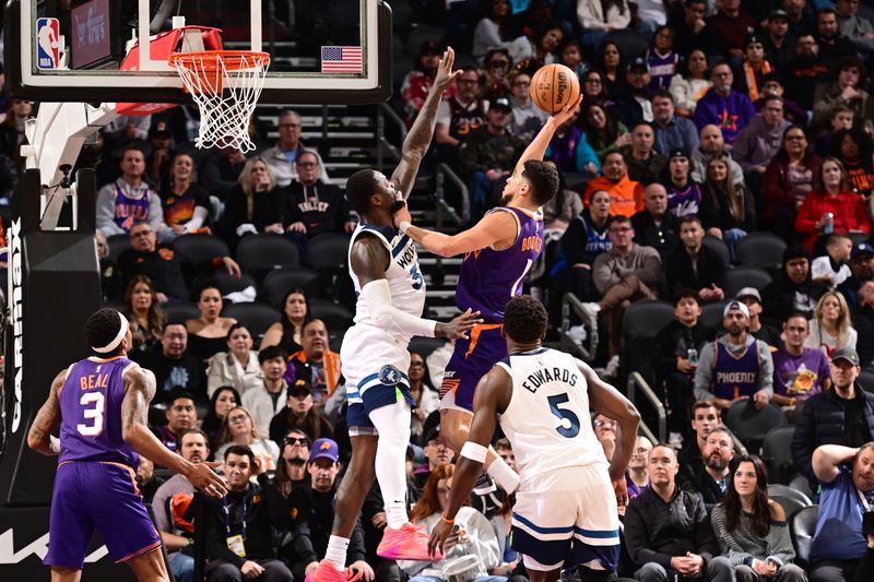 PHOENIX, AZ - JANUARY 29: Devin Booker #1 of the Phoenix Suns drives to the basket during the game against the Phoenix Suns on January 29, 2025 at Footprint Center in Phoenix, Arizona. NOTE TO USER: User expressly acknowledges and agrees that, by downloading and or using this photograph, user is consenting to the terms and conditions of the Getty Images License Agreement. Mandatory Copyright Notice: Copyright 2025 NBAE (Photo by Kate Frese/NBAE via Getty Images)