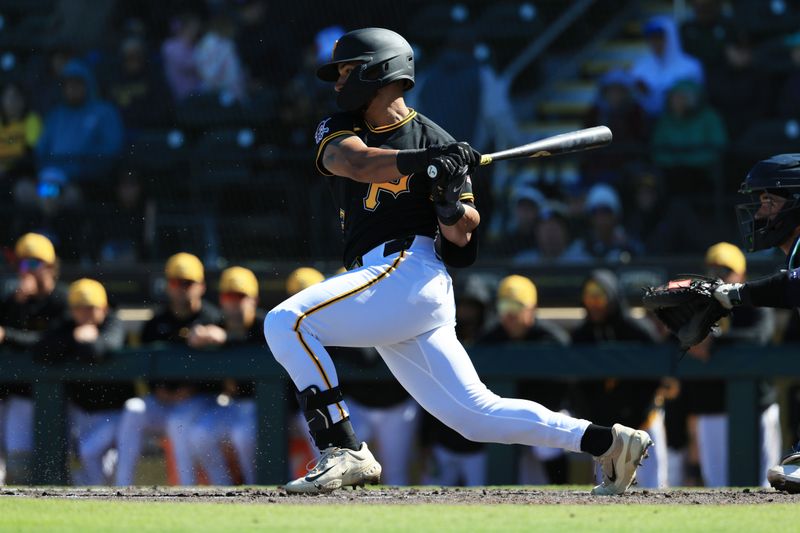 Feb 23, 2026; Bradenton, Florida, USA; Pittsburgh Pirates second baseman Nick Gonzales (3) singles during the third inning against the New York Yankees  at LECOM Park. Mandatory Credit: Kim Klement Neitzel-Imagn Images