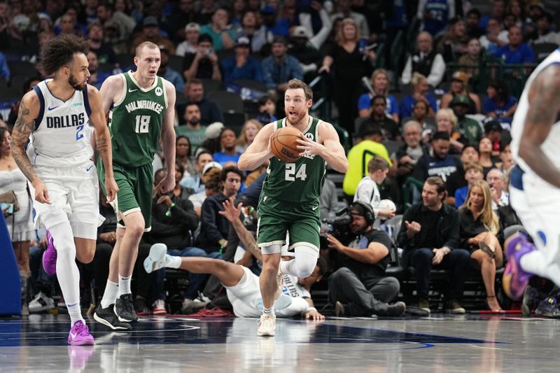 DALLAS, TX - OCTOBER 17: Pat Connaughton #24 of the Milwaukee Bucks passes the ball during the game against the Dallas Mavericks during a NBA preseason game on October 17, 2024 at American Airlines Center in Dallas, Texas. NOTE TO USER: User expressly acknowledges and agrees that, by downloading and or using this photograph, User is consenting to the terms and conditions of the Getty Images License Agreement. Mandatory Copyright Notice: Copyright 2024 NBAE (Photo by Glenn James/NBAE via Getty Images)