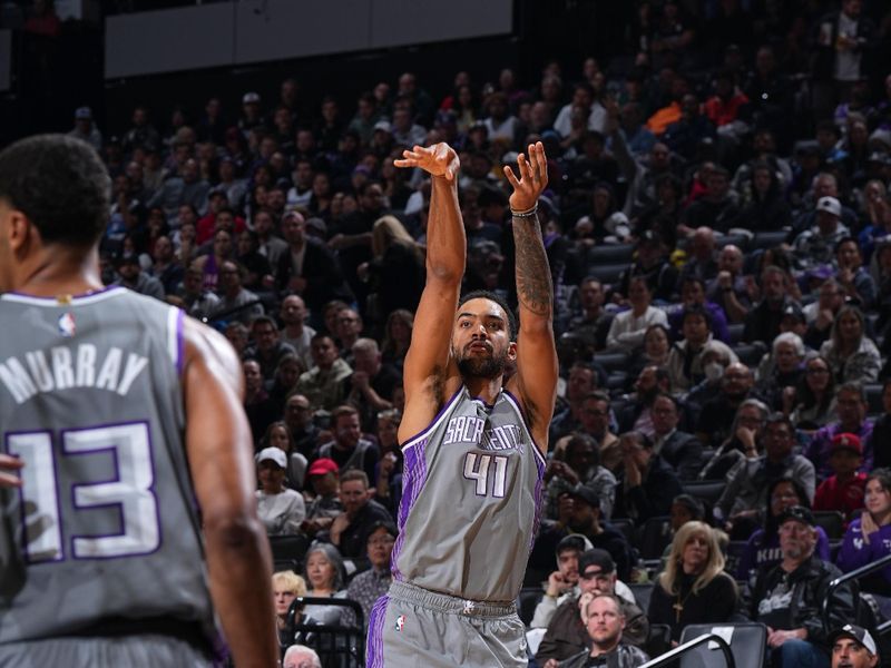 SACRAMENTO, CA - NOVEMBER 15: Trey Lyles #41 of the Sacramento Kings shoots a three point basket during the game against the Brooklyn Nets on November 15, 2022 at Golden 1 Center in Sacramento, California. NOTE TO USER: User expressly acknowledges and agrees that, by downloading and or using this Photograph, user is consenting to the terms and conditions of the Getty Images License Agreement. Mandatory Copyright Notice: Copyright 2022 NBAE (Photo by Garrett Ellwood/NBAE via Getty Images)