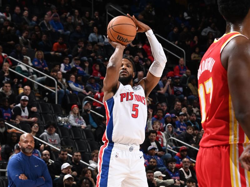 DETROIT, MI - FEBRUARY 3:  Malik Beasley #5 of the Detroit Pistons shoots the ball during the game against the Atlanta Hawks  on February 3, 2025 at Little Caesars Arena in Detroit, Michigan. NOTE TO USER: User expressly acknowledges and agrees that, by downloading and/or using this photograph, User is consenting to the terms and conditions of the Getty Images License Agreement. Mandatory Copyright Notice: Copyright 2025 NBAE (Photo by Chris Schwegler/NBAE via Getty Images)