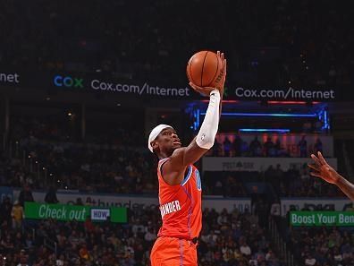 OKLAHOMA CITY, OK - DECEMBER 23: Shai Gilgeous-Alexander #2 of the Oklahoma City Thunder shoots the ball during the game against the Los Angeles Lakers on December 23, 2023 at Paycom Arena in Oklahoma City, Oklahoma. NOTE TO USER: User expressly acknowledges and agrees that, by downloading and or using this photograph, User is consenting to the terms and conditions of the Getty Images License Agreement. Mandatory Copyright Notice: Copyright 2023 NBAE (Photo by Zach Beeker/NBAE via Getty Images)