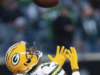 Green Bay Packers wide receiver Malik Heath (18) in action before an NFL wild-card playoff football game against the Philadelphia Eagles, Sunday, Jan. 12, 2025, in Philadelphia. (AP Photo/Chris Szagola)