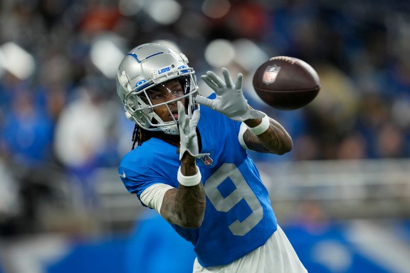 Detroit Lions wide receiver Jameson Williams warms up before the first half of an NFL football game against the Chicago Bears, Sunday, Jan. 1, 2023, in Detroit. (AP Photo/Paul Sancya)