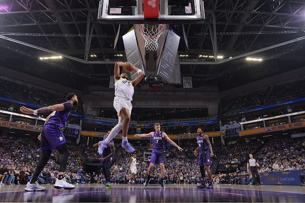 SACRAMENTO, CA - DECEMBER 16: Talen Horton-Tucker #5 of the Utah Jazz drives to the basket during the game against the Sacramento Kings on December 16, 2023 at Golden 1 Center in Sacramento, California. NOTE TO USER: User expressly acknowledges and agrees that, by downloading and or using this Photograph, user is consenting to the terms and conditions of the Getty Images License Agreement. Mandatory Copyright Notice: Copyright 2023 NBAE (Photo by Rocky Widner/NBAE via Getty Images)