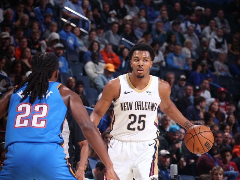 OKLAHOMA CITY, OK - NOVEMBER 13: Trey Murphy III #25 of the New Orleans Pelicans dribbles the ball during the game against the Oklahoma City Thunder on November 13, 2024 at Paycom Center in Oklahoma City, Oklahoma. NOTE TO USER: User expressly acknowledges and agrees that, by downloading and or using this photograph, User is consenting to the terms and conditions of the Getty Images License Agreement. Mandatory Copyright Notice: Copyright 2024 NBAE (Photo by Nathaniel S. Butler/NBAE via Getty Images)