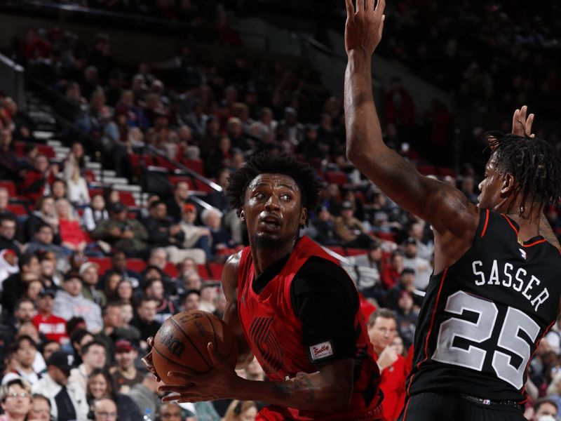 PORTLAND, OR - FEBRUARY 8: Ashton Hagans #19 of the Portland Trail Blazers handles the ball during the game against the Detroit Pistons on February 8, 2024 at the Moda Center Arena in Portland, Oregon. NOTE TO USER: User expressly acknowledges and agrees that, by downloading and or using this photograph, user is consenting to the terms and conditions of the Getty Images License Agreement. Mandatory Copyright Notice: Copyright 2024 NBAE (Photo by Cameron Browne/NBAE via Getty Images)