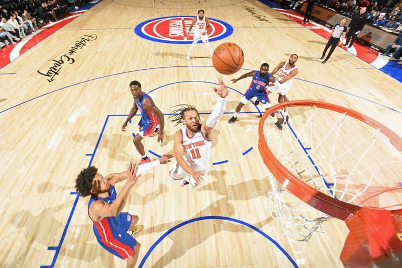 DETROIT, MI - NOVEMBER 1: Jalen Brunson #11 of the New York Knicks drives to the basket during the game against the Detroit Pistons on November 1, 2024 at Little Caesars Arena in Detroit, Michigan. NOTE TO USER: User expressly acknowledges and agrees that, by downloading and/or using this photograph, User is consenting to the terms and conditions of the Getty Images License Agreement. Mandatory Copyright Notice: Copyright 2024 NBAE (Photo by Chris Schwegler/NBAE via Getty Images)