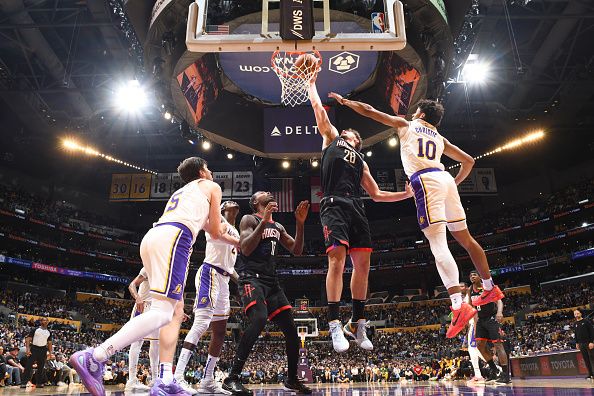 LOS ANGELES, CA - DECEMBER 2:  Alperen Sengun #28 of the Houston Rockets goes to the basket during the game on December 2, 2023 at Crypto.Com Arena in Los Angeles, California. NOTE TO USER: User expressly acknowledges and agrees that, by downloading and/or using this Photograph, user is consenting to the terms and conditions of the Getty Images License Agreement. Mandatory Copyright Notice: Copyright 2023 NBAE (Photo by Adam Pantozzi/NBAE via Getty Images)