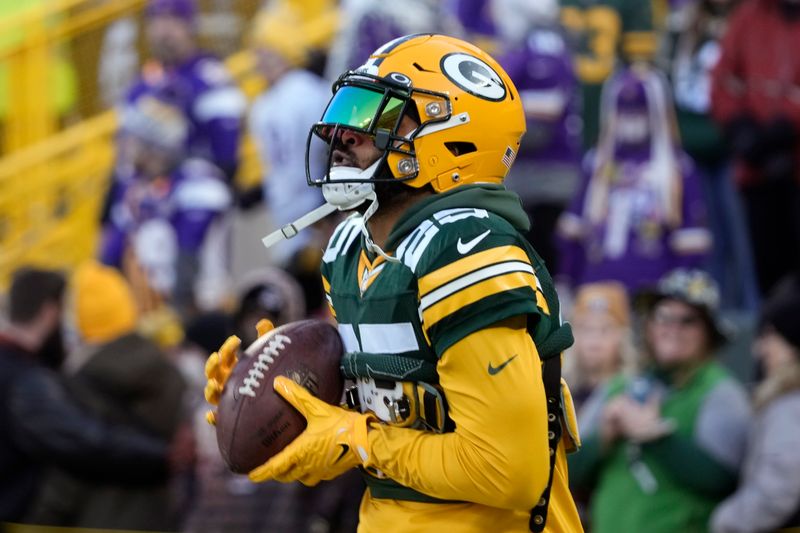 Green Bay Packers cornerback Keisean Nixon (25) warms up before an NFL football game against the Minnesota Vikings, Sunday, Jan. 1, 2023, in Green Bay, Wis. (AP Photo/Morry Gash)