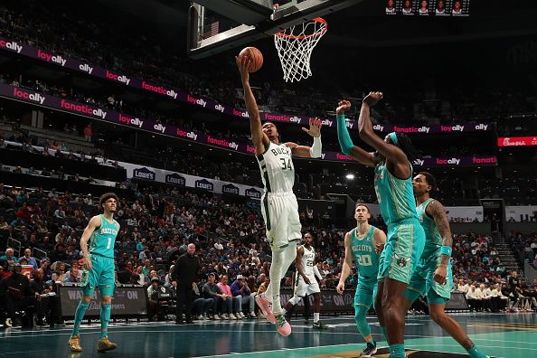 CHARLOTTE, NC - NOVEMBER 17: Giannis Antetokounmpo #34 of the Milwaukee Bucks shoots the ball during the game against the Charlotte Hornets during the In-Season Tournament on November 17, 2023 at Spectrum Center in Charlotte, North Carolina. NOTE TO USER: User expressly acknowledges and agrees that, by downloading and or using this photograph, User is consenting to the terms and conditions of the Getty Images License Agreement. Mandatory Copyright Notice: Copyright 2023 NBAE (Photo by Kent Smith/NBAE via Getty Images)