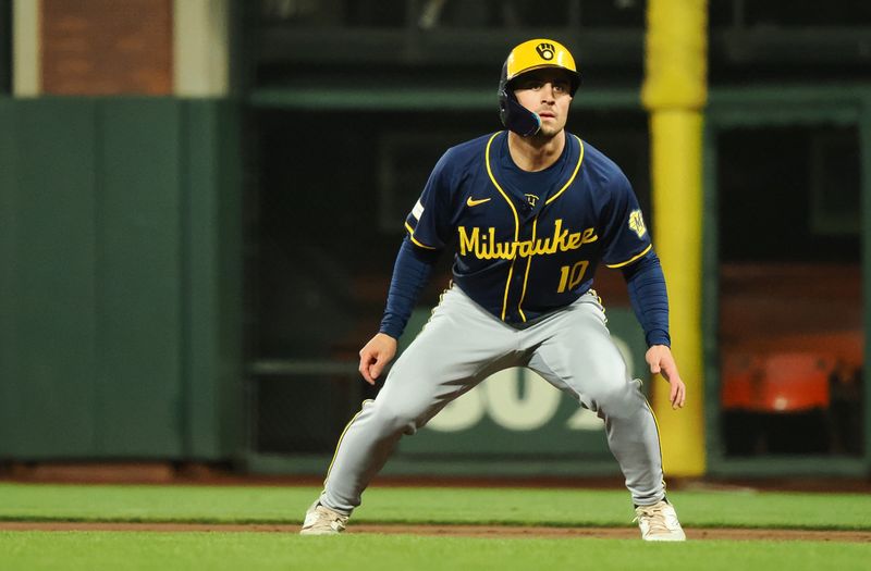 Sep 12, 2024; San Francisco, California, USA; Milwaukee Brewers right fielder Sal Frelick (10) takes a lead off first base against the San Francisco Giants during the fifth inning at Oracle Park. Mandatory Credit: Kelley L Cox-Imagn Images