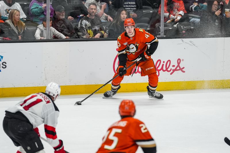 Nov 2, 2025; Anaheim, California, USA; Anaheim Ducks  right wing Beckett Sennecke (45) attempts a pass during the third period at Honda Center. Mandatory Credit: Corinne Votaw-Imagn Images