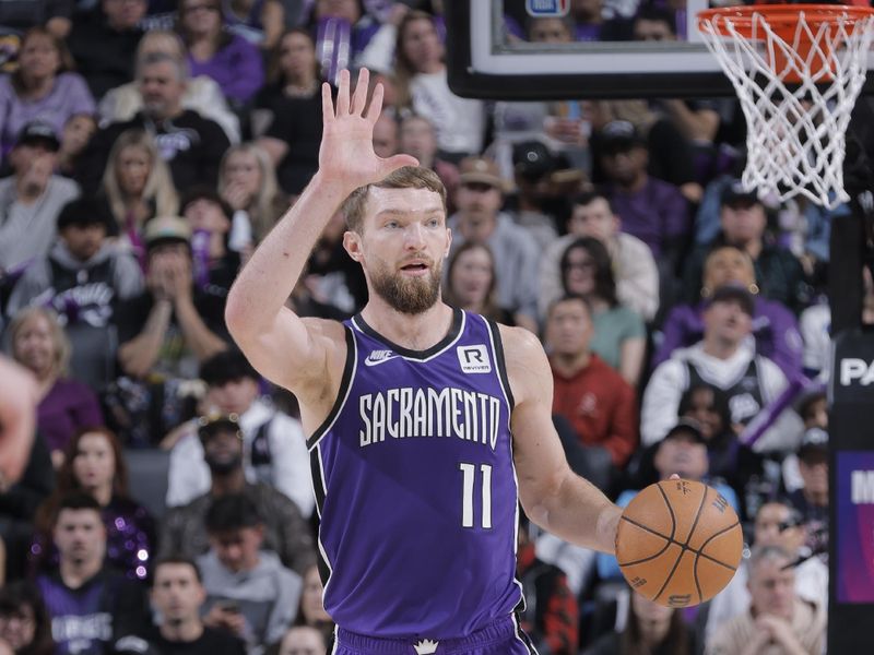 SACRAMENTO, CA - NOVEMBER 25: Domantas Sabonis #11 of the Sacramento Kings dribbles the ball during the game against the Oklahoma City Thunder on November 25, 2024 at Golden 1 Center in Sacramento, California. NOTE TO USER: User expressly acknowledges and agrees that, by downloading and or using this Photograph, user is consenting to the terms and conditions of the Getty Images License Agreement. Mandatory Copyright Notice: Copyright 2024 NBAE (Photo by Rocky Widner/NBAE via Getty Images)