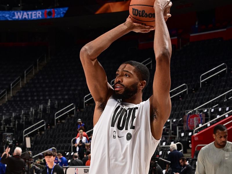 DETROIT, MI - NOVEMBER 1: Mikal Bridges #25 of the New York Knicks warms up before the game against the Detroit Pistons on November 1, 2024 at Little Caesars Arena in Detroit, Michigan. NOTE TO USER: User expressly acknowledges and agrees that, by downloading and/or using this photograph, User is consenting to the terms and conditions of the Getty Images License Agreement. Mandatory Copyright Notice: Copyright 2024 NBAE (Photo by Chris Schwegler/NBAE via Getty Images)