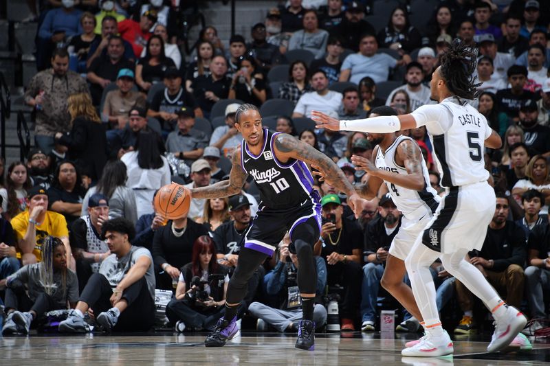 SAN ANTONIO, TX - NOVEMBER 11:  DeMar DeRozan #10 of the Sacramento Kings dribbles the ball during the game against the San Antonio Spurs during a regular season game on November 11, 2024 at the Frost Bank Center in San Antonio, Texas. NOTE TO USER: User expressly acknowledges and agrees that, by downloading and or using this photograph, user is consenting to the terms and conditions of the Getty Images License Agreement. Mandatory Copyright Notice: Copyright 2024 NBAE (Photos by Michael Gonzales/NBAE via Getty Images)