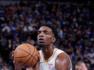 Did the New Orleans Pelicans' Fourth Quarter Surge Fall Short Against the Houston Rockets?