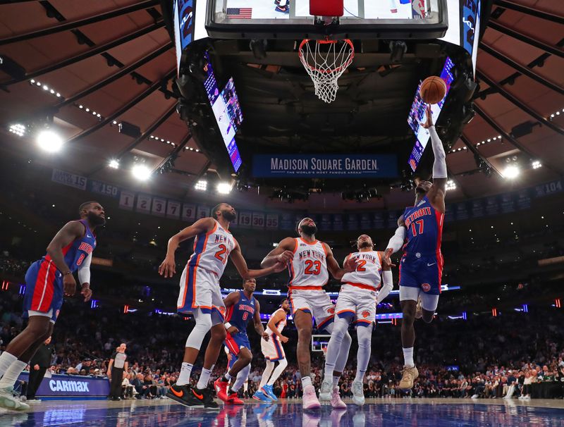 NEW YORK, NY - APRIL 29: Dennis Schroder #17 of the Detroit Pistons drives to the basket during the game against the New York Knicks during round 1 around game 5 on April 29, 2025 at Madison Square Garden in New York City, New York.  NOTE TO USER: User expressly acknowledges and agrees that, by downloading and or using this photograph, User is consenting to the terms and conditions of the Getty Images License Agreement. Mandatory Copyright Notice: Copyright 2025 NBAE  (Photo by David L. Nemec/NBAE via Getty Images)