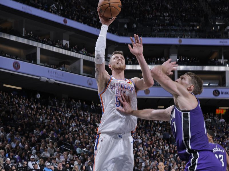 SACRAMENTO, CA - NOVEMBER 25: Isaiah Hartenstein #55 of the Oklahoma City Thunder shoots the ball during the game against the Sacramento Kings on November 25, 2024 at Golden 1 Center in Sacramento, California. NOTE TO USER: User expressly acknowledges and agrees that, by downloading and or using this Photograph, user is consenting to the terms and conditions of the Getty Images License Agreement. Mandatory Copyright Notice: Copyright 2024 NBAE (Photo by Rocky Widner/NBAE via Getty Images)