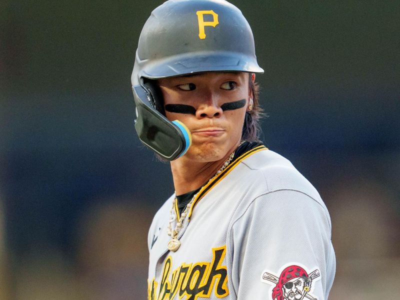 Aug 19, 2023; Minneapolis, Minnesota, USA; Pittsburgh Pirates second baseman Ji Hwan Bae (3) on first base in the sixth inning against the Minnesota Twins at Target Field. Mandatory Credit: Matt Blewett-USA TODAY Sports