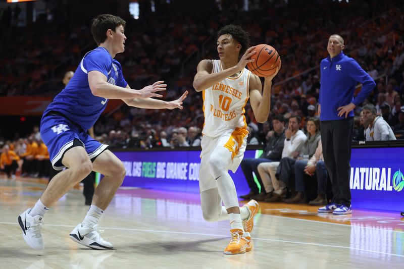 Jan 17, 2026; Knoxville, Tennessee, USA;  Tennessee Volunteers forward Nate Ament (10) moves the ball against the Kentucky Wildcats during the first half at Thompson-Boling Arena at Food City Center. Mandatory Credit: Randy Sartin-Imagn Images