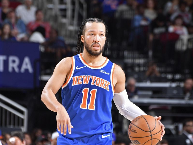 HOUSTON, TX - NOVEMBER 4: Jalen Brunson #11 of the New York Knicks during the game against the Houston Rockets on November 4, 2024 at the Toyota Center in Houston, Texas. NOTE TO USER: User expressly acknowledges and agrees that, by downloading and or using this photograph, User is consenting to the terms and conditions of the Getty Images License Agreement. Mandatory Copyright Notice: Copyright 2024 NBAE (Photo by Logan Riely/NBAE via Getty Images)