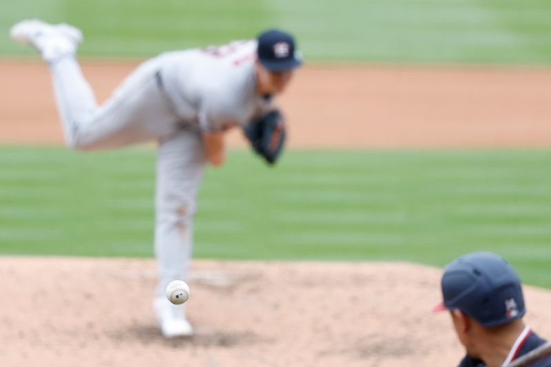 Apr 21, 2024; Washington, District of Columbia, USA; Houston Astros pitcher Hunter Brown (58) pitches against Washington Nationals second base Ildemaro Vargas (14) during the fourth inning at Nationals Park. Mandatory Credit: Geoff Burke-USA TODAY Sports