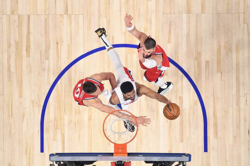 DETROIT, MI - FEBRUARY 24: Tobias Harris #12 of the Detroit Pistons drives to the basket during the game against the LA Clippers on February 24, 2025 at Little Caesars Arena in Detroit, Michigan. NOTE TO USER: User expressly acknowledges and agrees that, by downloading and/or using this photograph, User is consenting to the terms and conditions of the Getty Images License Agreement. Mandatory Copyright Notice: Copyright 2025 NBAE (Photo by Chris Schwegler/NBAE via Getty Images)