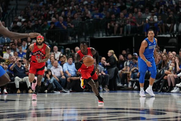 DALLAS, TX - NOVEMBER 8: Dennis Schroder #17 of the Toronto Raptors brings the ball up court against the Dallas Mavericks on November 8, 2023 at the American Airlines Center in Dallas, Texas. NOTE TO USER: User expressly acknowledges and agrees that, by downloading and or using this photograph, User is consenting to the terms and conditions of the Getty Images License Agreement. Mandatory Copyright Notice: Copyright 2023 NBAE (Photo by Glenn James/NBAE via Getty Images)