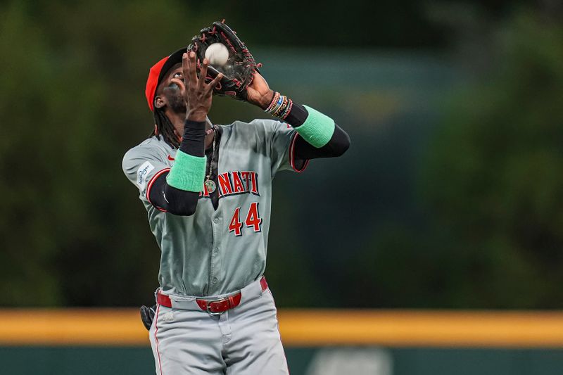 Sep 9, 2024; Cumberland, Georgia, USA; Cincinnati Reds shortstop Elly De La Cruz (44) catches a pop up hit by Atlanta Braves left fielder Jarred Kelenic (24) (not pictured) during the seventh inning at Truist Park. Mandatory Credit: Dale Zanine-Imagn Images