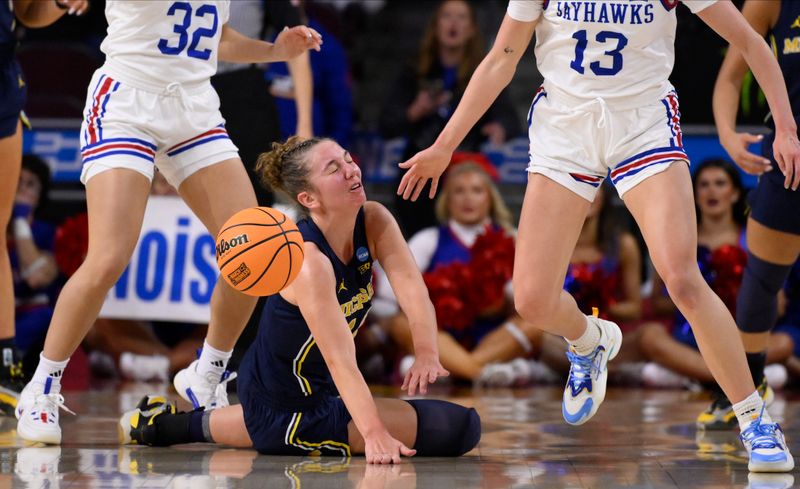 Mar 23, 2024; Los Angeles, CA, USA; Michigan Wolverines guard Jordan Hobbs (10) grabs as loose ball; between Kansas Jayhawks guard Skyler Gill (32) and Kansas Jayhawks guard Holly Kersgieter (13) during a  first round game of the Albany 2 Region at Galen Center. Mandatory Credit: Robert Hanashiro-USA TODAY Sports