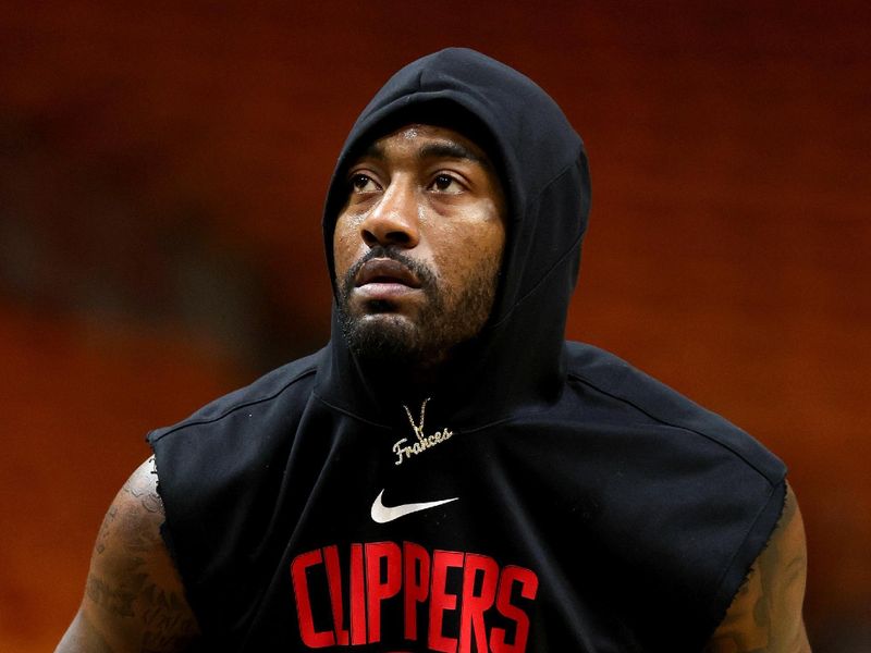 MIAMI, FLORIDA - DECEMBER 08: John Wall #11 of the LA Clippers warms up prior to a game against the Miami Heat NOTE TO USER: User expressly acknowledges and agrees that, by downloading and or using this photograph, User is consenting to the terms and conditions of the Getty Images License Agreement. at FTX Arena on December 08, 2022 in Miami, Florida. (Photo by Megan Briggs/Getty Images)