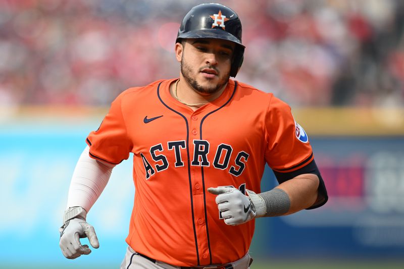 Jun 7, 2025; Cleveland, Ohio, USA; Houston Astros catcher Yainer Diaz (21) rounds the bases after hitting a home run during the sixth inning against the Cleveland Guardians at Progressive Field. Mandatory Credit: Ken Blaze-Imagn Images