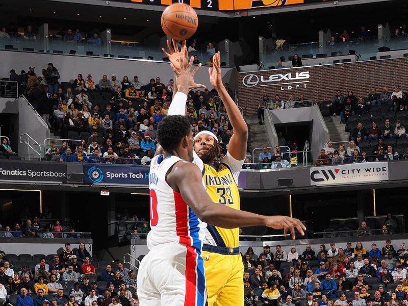 INDIANAPOLIS, IN - NOVEMBER 29: Myles Turner #33 of the Indiana Pacers shoots the ball during the game against the Detroit Pistons during the Emirates NBA Cup game on November 29, 2024 at Gainbridge Fieldhouse in Indianapolis, Indiana. NOTE TO USER: User expressly acknowledges and agrees that, by downloading and or using this Photograph, user is consenting to the terms and conditions of the Getty Images License Agreement. Mandatory Copyright Notice: Copyright 2024 NBAE (Photo by Ron Hoskins/NBAE via Getty Images)