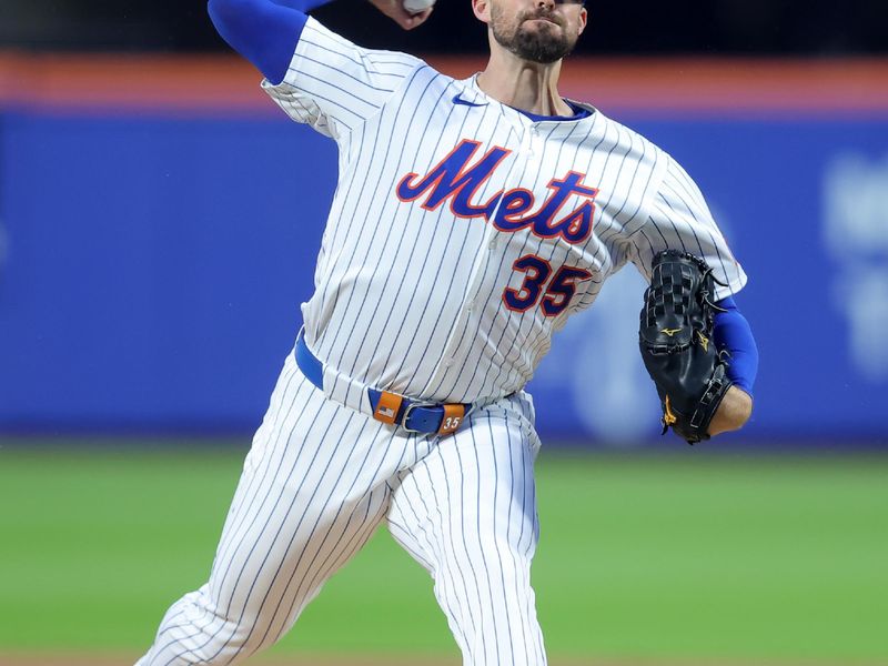 May 14, 2025; New York City, New York, USA; New York Mets starting pitcher Clay Holmes (35) pitches against the Pittsburgh Pirates during the first inning at Citi Field. Mandatory Credit: Brad Penner-Imagn Images