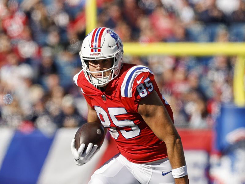 New England Patriots tight end Hunter Henry runs against the Detroit Lions during an NFL football game at Gillette Stadium, Sunday, Oct. 9, 2022 in Foxborough, Mass. (Winslow Townson/AP Images for Panini)