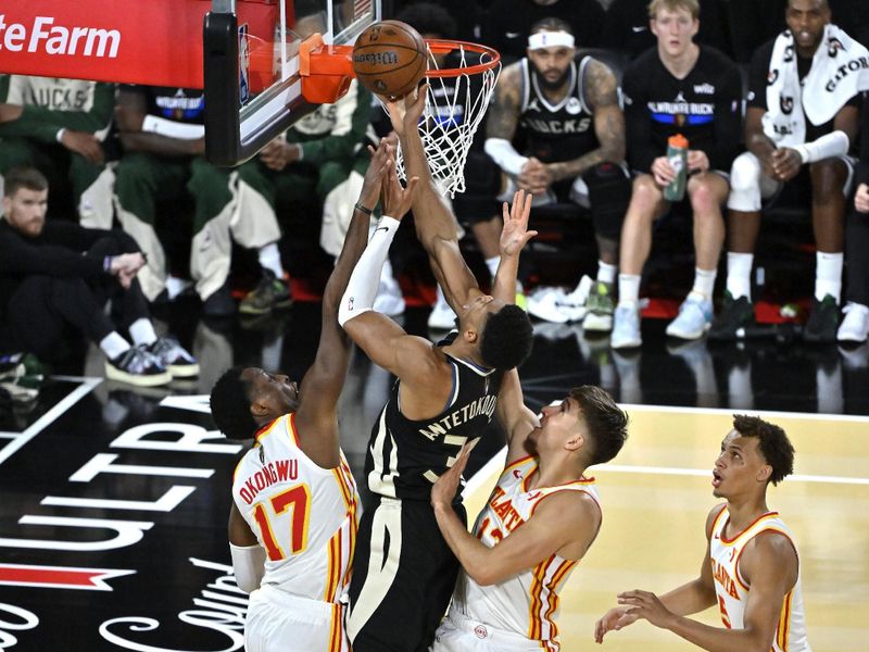 LAS VEGAS, NV - DECEMBER 14: Giannis Antetokounmpo #34 of the Milwaukee Bucks drives to the basket during the game against the Atlanta Hawks during the Emirates NBA Cup Semifinal game on December 14, 2024 at T-Mobile Arena in Las Vegas, Nevada. NOTE TO USER: User expressly acknowledges and agrees that, by downloading and/or using this Photograph, user is consenting to the terms and conditions of the Getty Images License Agreement. Mandatory Copyright Notice: Copyright 2024 NBAE (Photo by David Becker/NBAE via Getty Images)