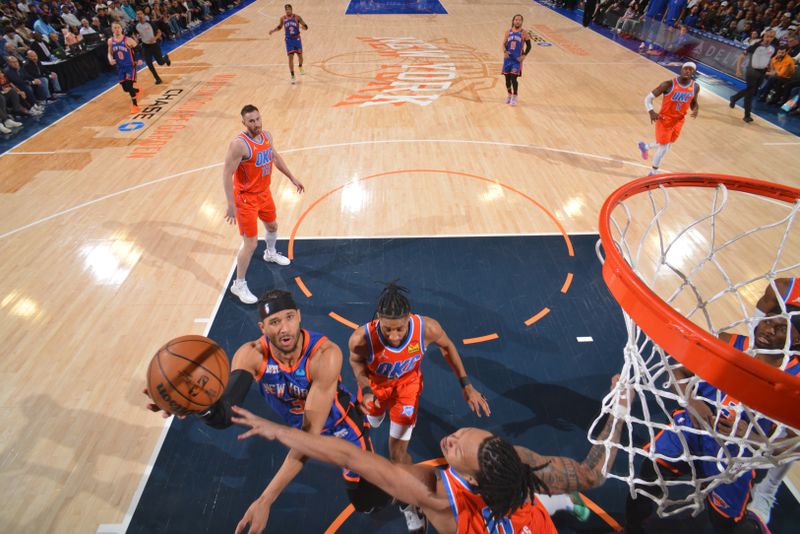 NEW YORK, NY - MARCH 31: Josh Hart #3 of the New York Knicks drives to the basket during the game against the Oklahoma City Thunder on March 31, 2024 at Madison Square Garden in New York City, New York.  NOTE TO USER: User expressly acknowledges and agrees that, by downloading and or using this photograph, User is consenting to the terms and conditions of the Getty Images License Agreement. Mandatory Copyright Notice: Copyright 2024 NBAE  (Photo by Jesse D. Garrabrant/NBAE via Getty Images)